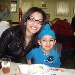 Meet your Posher, Kam